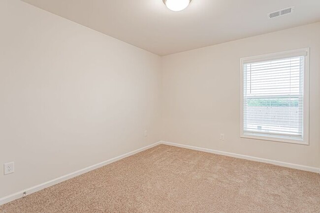 Building Photo - Brand New Townhome in Peachtree Park in Du...