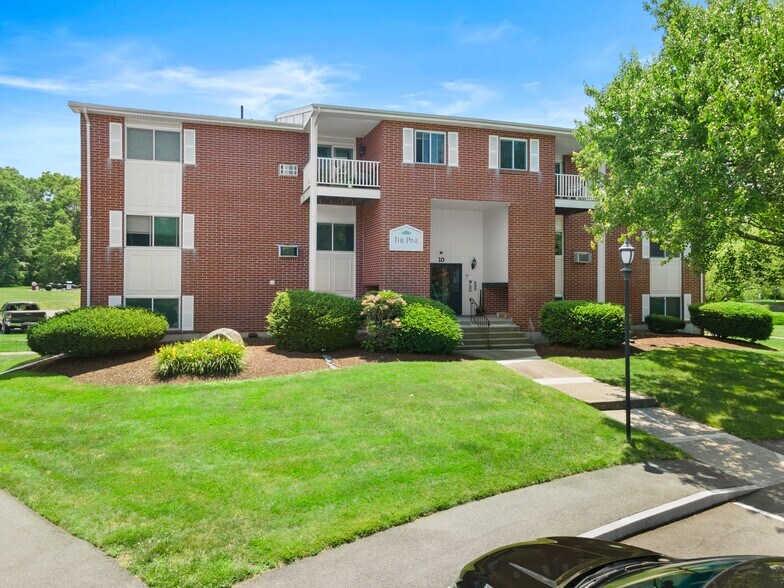 Building Photo - 10 Dailey St