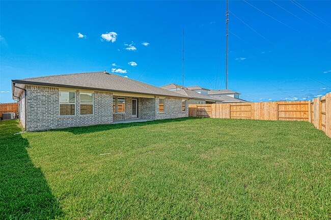 Building Photo - 815 Dahlia Petal Dr
