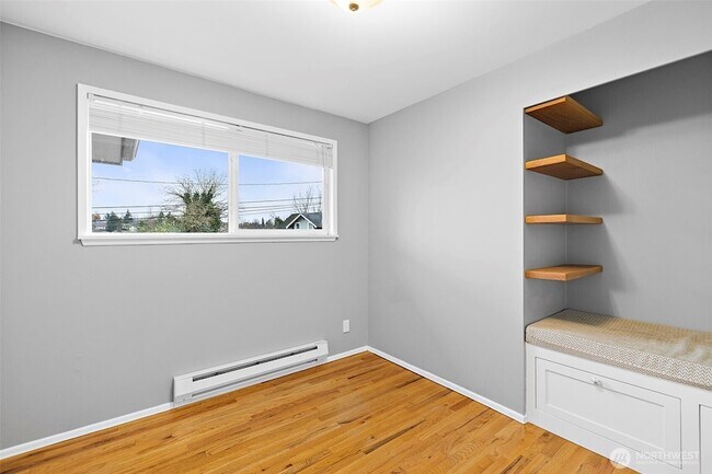 Building Photo - 3831 Letitia Ave S