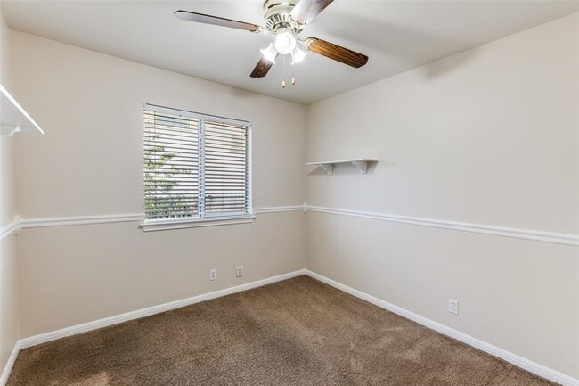 Building Photo - 107 Cassandra Dr