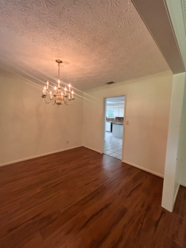 Building Photo - 104 Brisbon Rd