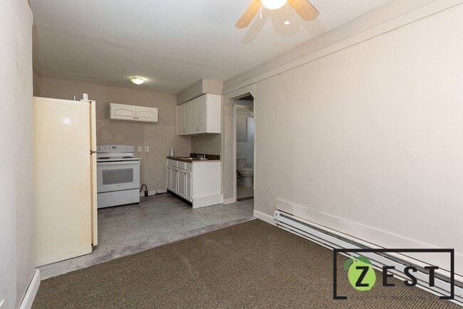 Building Photo - 14825 Joy Rd