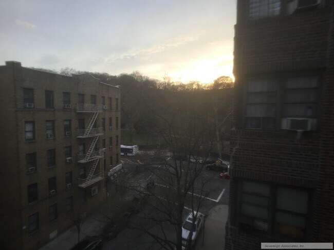 Floorplan - 12 Dongan Place