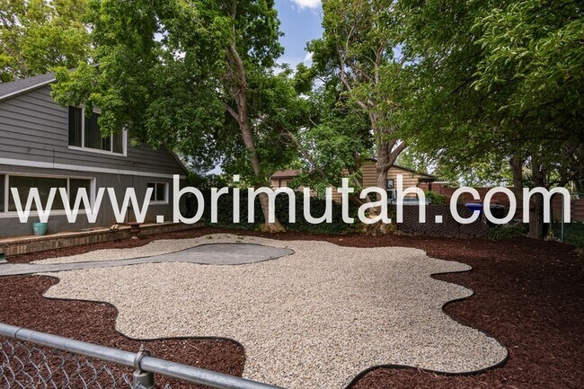 Building Photo - 3738 S 700 E