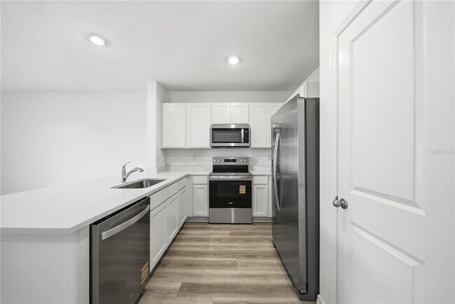 Building Photo - 32495 Midsummer Night Ln