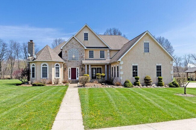 Primary Photo - 100 Bermuda Dr