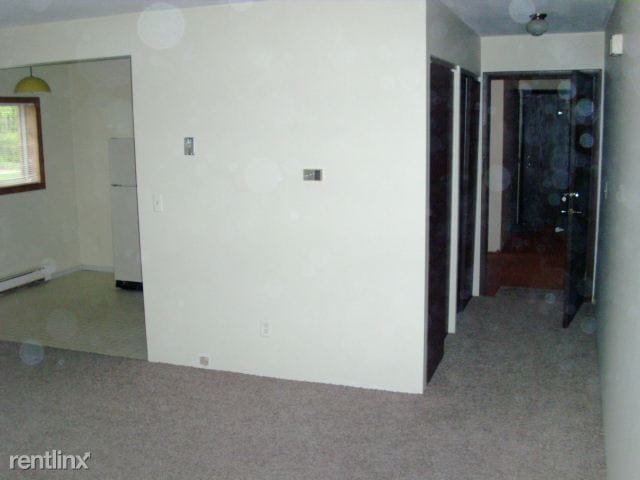 Building Photo - 2 br, 1 bath Apartment - Martin House Apts 32