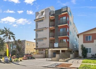 Building Photo - 3743 Midvale Ave