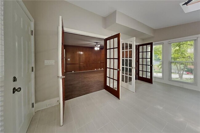 Building Photo - 4614 Blakedale Cir