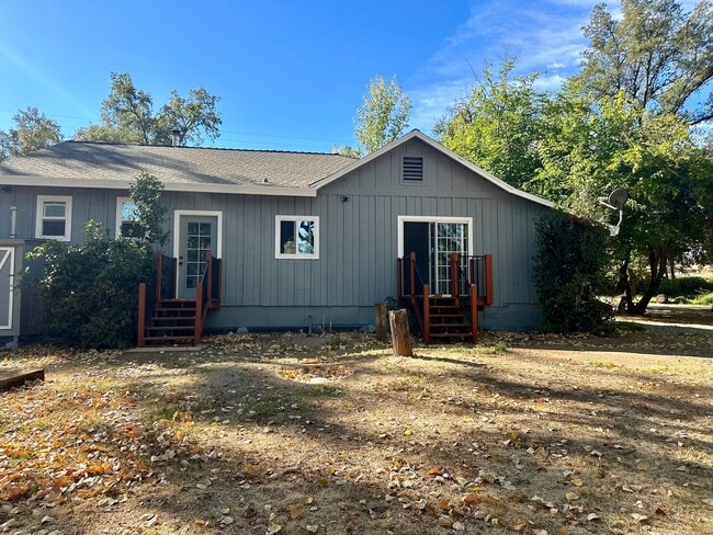 Building Photo - Stunning Renovated 2 Bedroom 2 Bathroom Farm House on 8 Acres