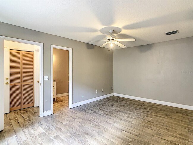 Building Photo - 111 Washington Palm Loop