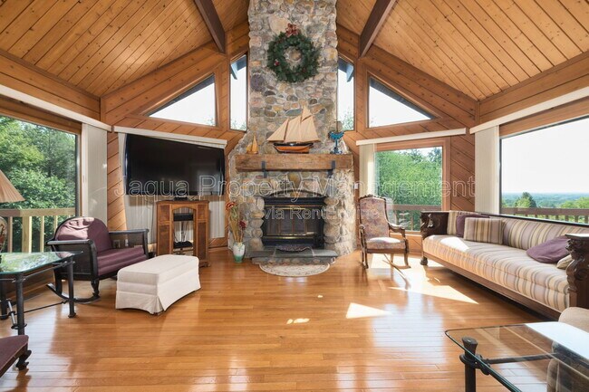 Building Photo - 61180 48th Ave