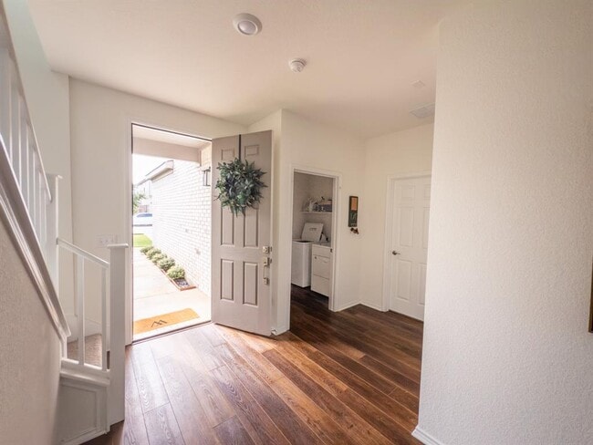 Building Photo - 6305 Conestoga Wagon Way