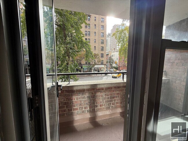 Building Photo - EAST 35 STREET