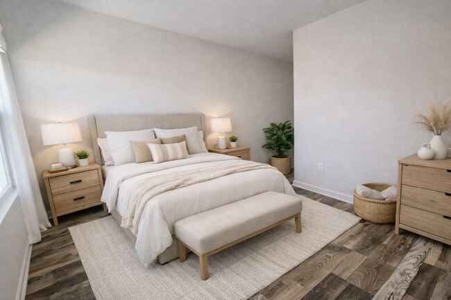 Building Photo - COMING SOON: 3BR Townhome • Full Kitchen • Garage + Driveway