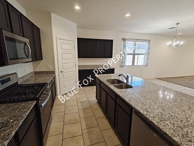 Building Photo - 9280 W Creosote Rain Dr