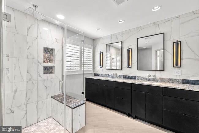 Building Photo - 5120 Grimm Dr