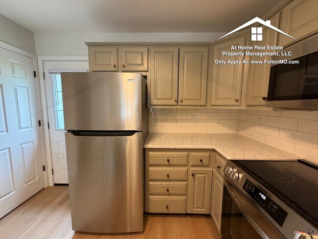 Building Photo - 1011 Greystone Ct