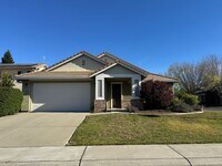 Building Photo - Beautiful 3 bedroom in Whitney Ranch
