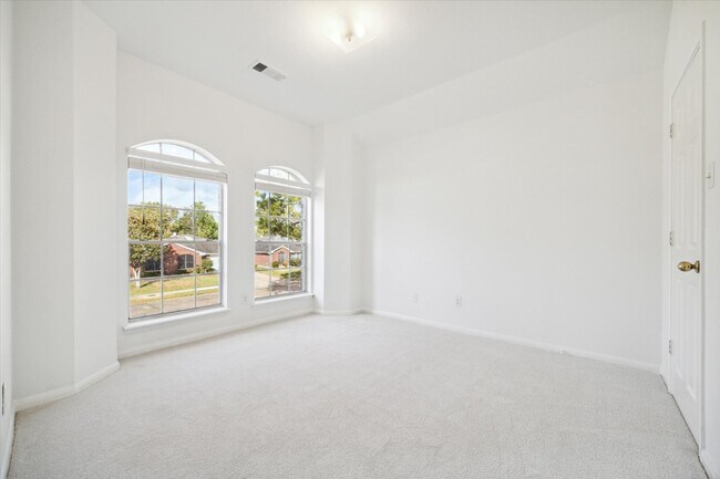 Building Photo - 4910 Sterling Crossing