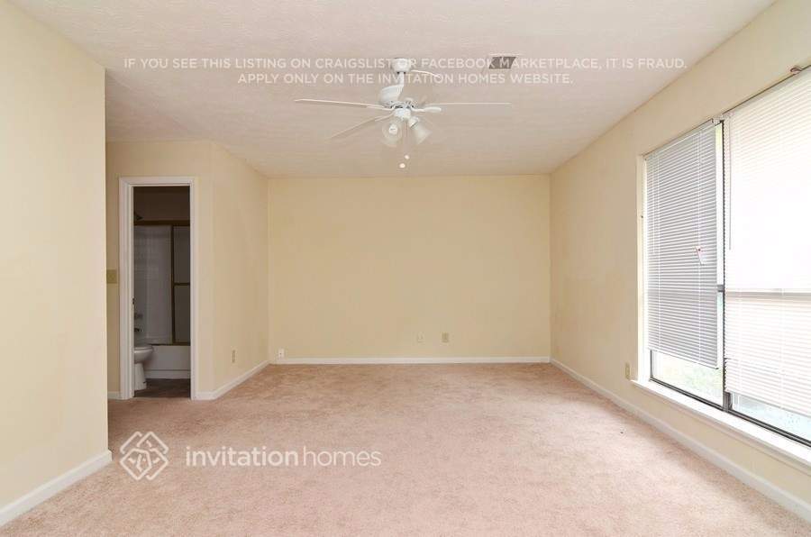 Building Photo - 1532 Kings Ridge Dr NW