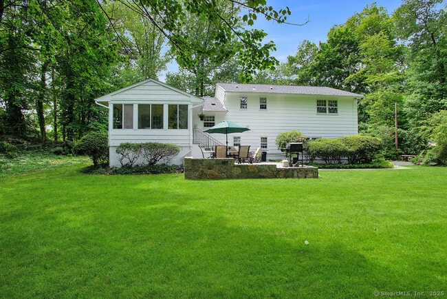 Building Photo - 39 Whiffle Tree Ln