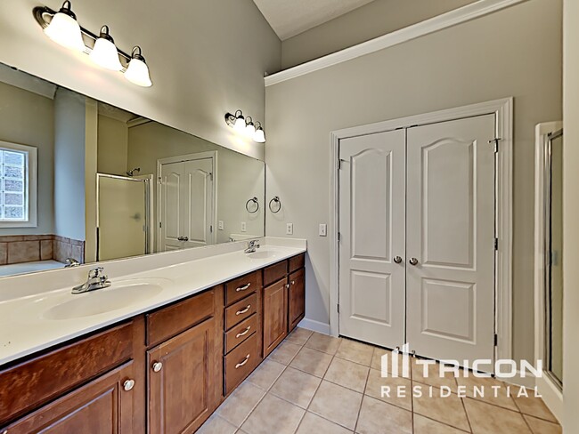 Building Photo - 4629 Forsman Ct