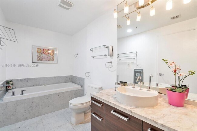 Building Photo - 244 Biscayne Blvd