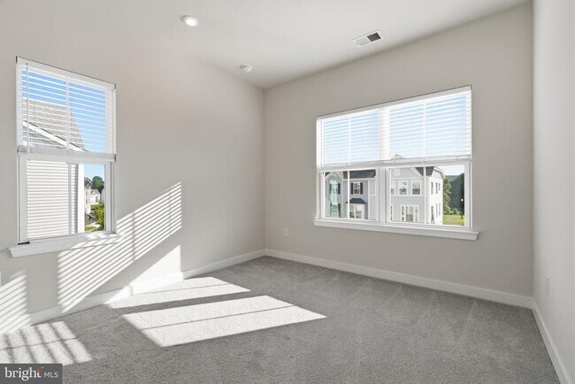 Building Photo - 30 Dolcie Ln