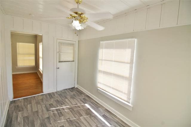 Building Photo - 3427 Kinmore St