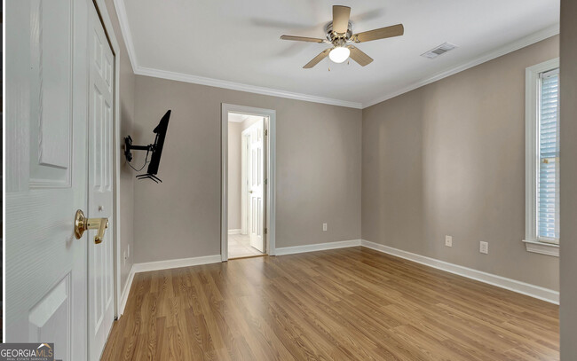 Building Photo - 795 Birkdale Dr