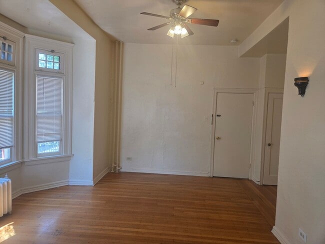 Building Photo - Charming 1-Bedroom Apartment in Denver's Capitol Hill Neighborhood