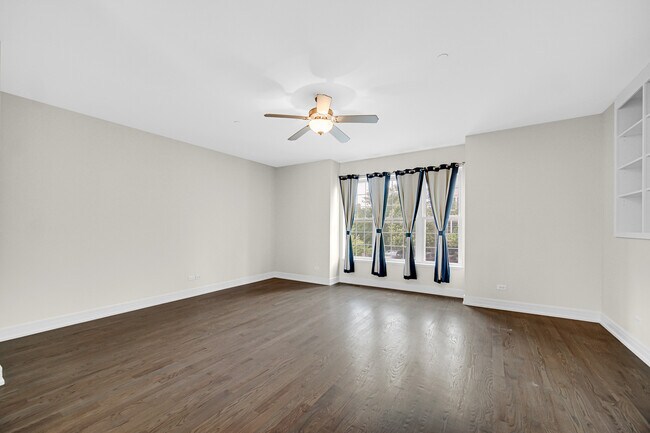 Building Photo - 2616 Chelsey St