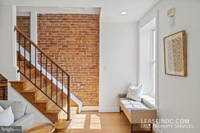 Building Photo - 21 Q St NW