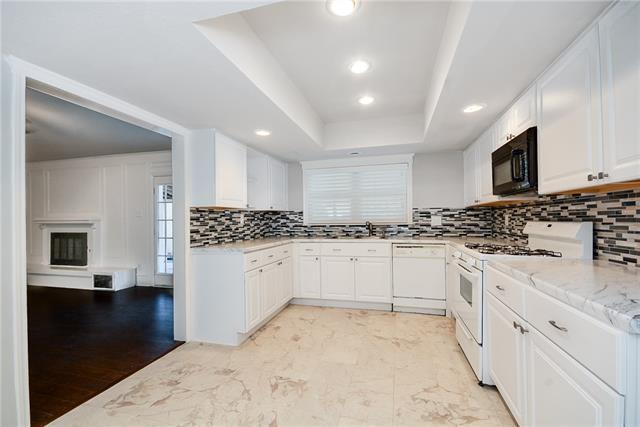 Building Photo - 1505 Hayfield Dr
