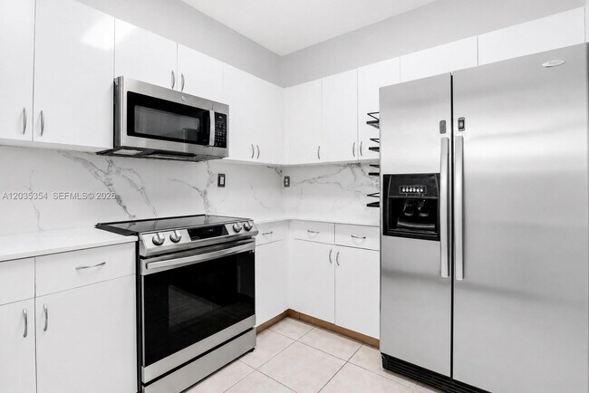 Building Photo - 102 Riverwalk Cir