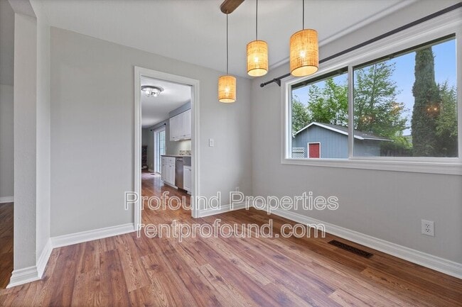 Building Photo - 5860 SW 191st Ave