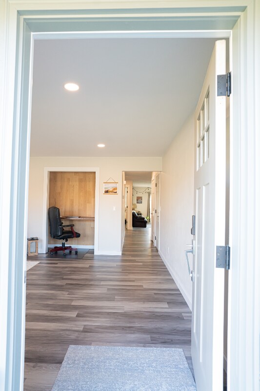 Building Photo - 1138 W Cecil St