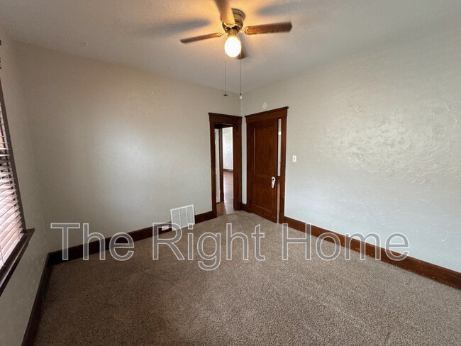 Building Photo - 3330 N 59th St