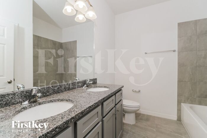 Building Photo - 225 Windsor Reserve Dr