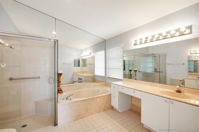 Building Photo - 9601 Harbour Lake Cir