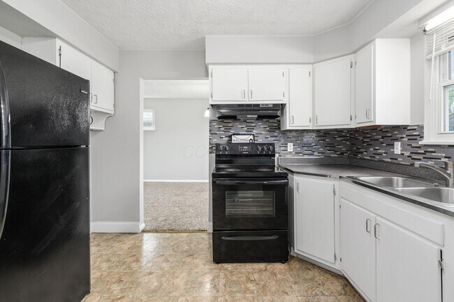 Building Photo - 4155 Dixie Ct