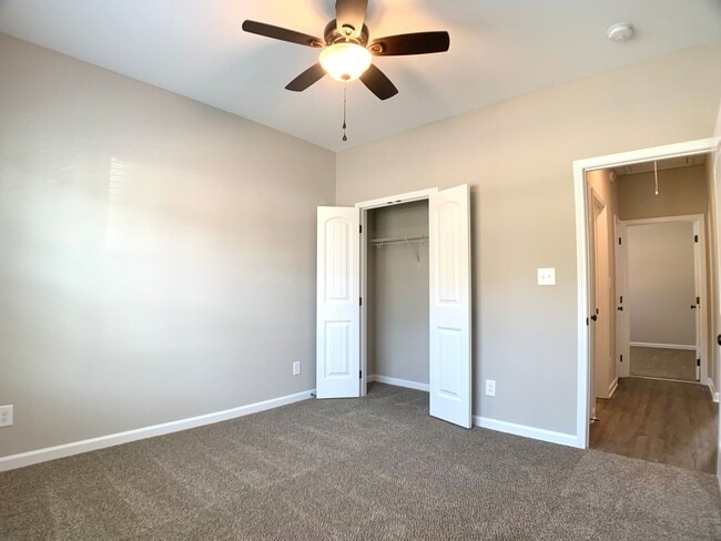 Building Photo - 1406 Citadel Dr