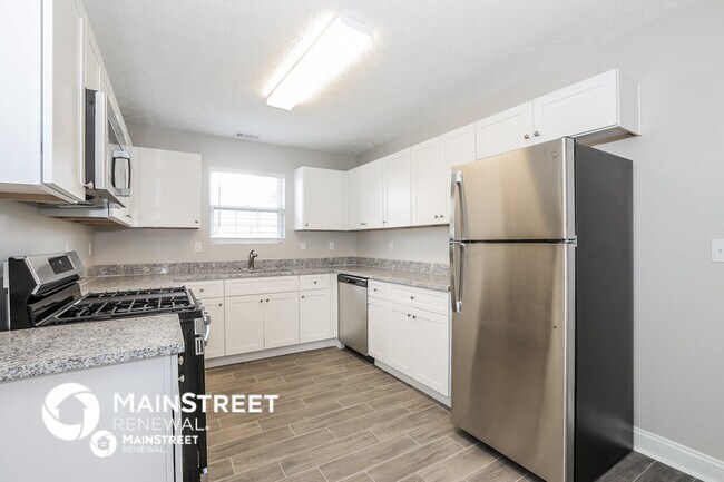 Building Photo - 5155 Tussahaw Crossing