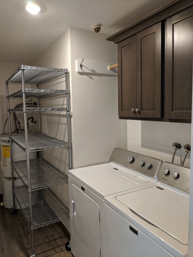 Building Photo - 1104/1106 W 36th Street