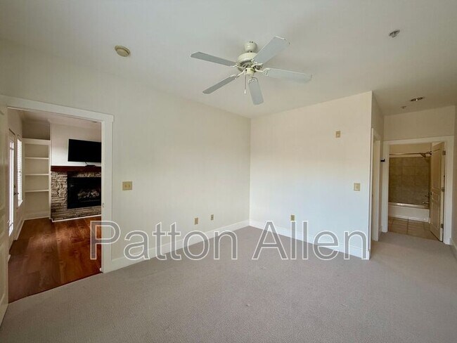 Building Photo - 9 Kenilworth Knl