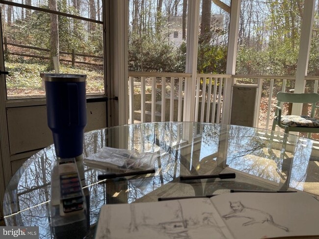 Building Photo - 130 Spring Wood Dr