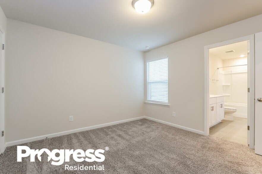 Building Photo - 1672 Villageside Ct