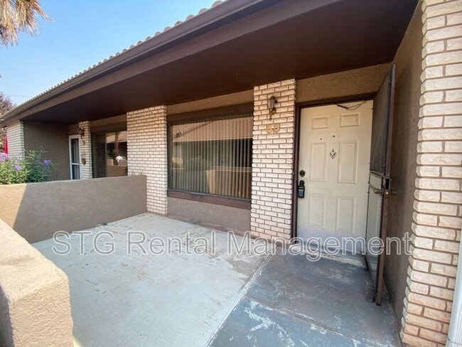 Building Photo - 777 S 400 E